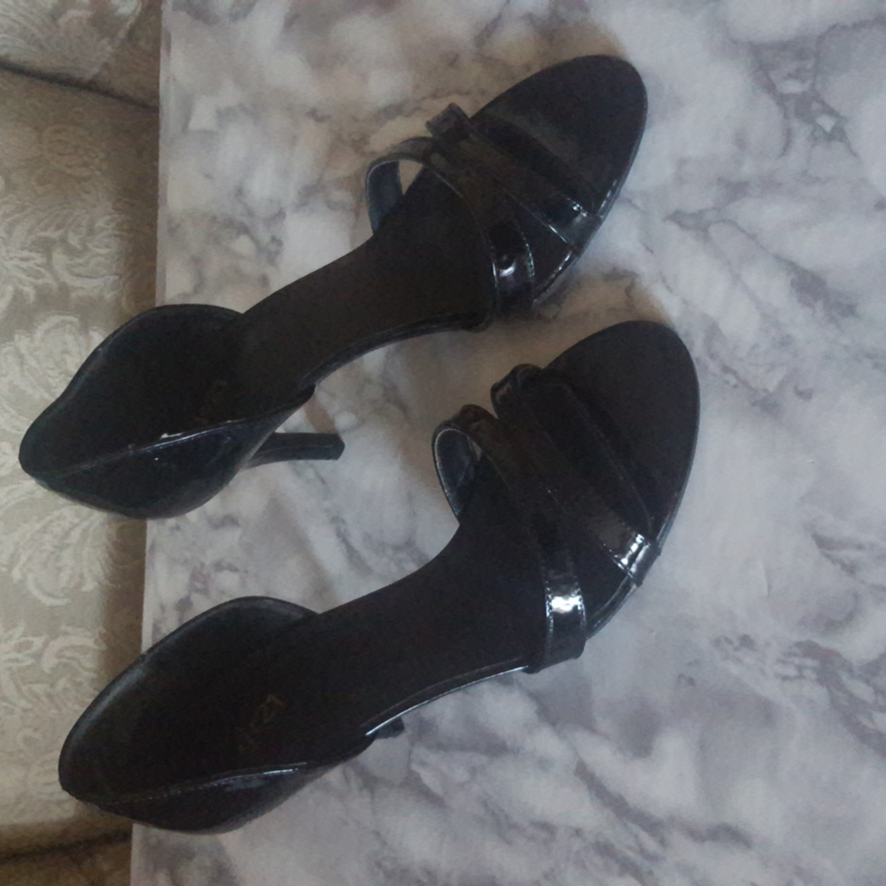 g:21 Black Heels, Size 10 - g21